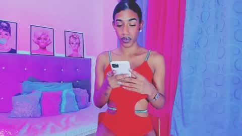 Snapshot of kimberly_thompsom chatting on January 2025 12:37:02 AM Your Queen KIM online show from January 2025 12:37:02 AM