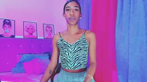 Snapshot of kimberly_thompsom chatting on January 2025 11:23:02 AM Your Queen KIM online show from January 2025 11:23:02 AM