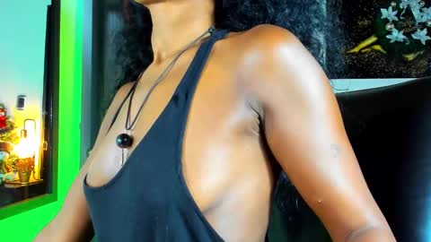 Snapshot of kimberlybanks2 chatting on December 2024 09:19:02 PM Kimberly Banks online show from December 2024 09:19:02 PM