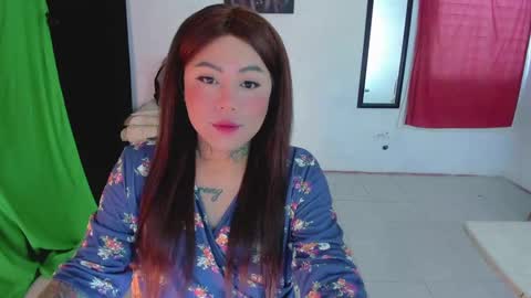 Snapshot of kimberlygati2 chatting on December 2024 01:38:02 PM Kimberly Polizzi online show from December 2024 01:38:02 PM