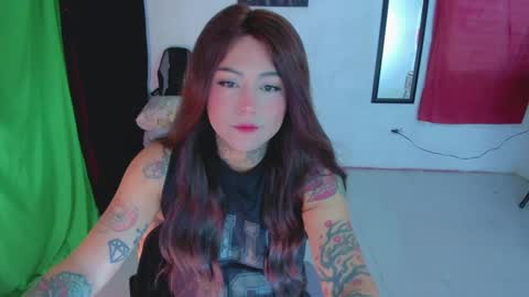 Snapshot of kimberlygati2 chatting on December 2024 10:57:02 PM Kimberly Polizzi online show from December 2024 10:57:02 PM