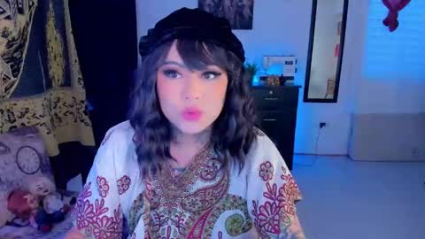 Snapshot of kimberlygati2 chatting on September 2025 12:08:02 PM Kimberly Polizzi online show from September 2025 12:08:02 PM