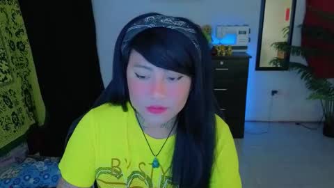 Snapshot of kimberlygati2 chatting on October 2025 02:44:01 AM Kimberly Polizzi online show from October 2025 02:44:01 AM