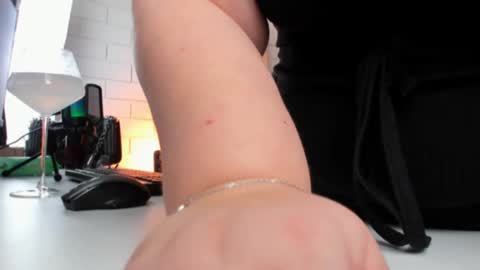 The one that you wont be able to forget online show from February 2025 03:17:02 PM