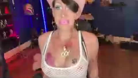 Snapshot of kimberlynnhaven chatting on June 2026 06:33:01 PM Kimber Haven online show from June 2026 06:33:01 PM