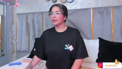  KIM  online show from March 2025 02:36:01 AM