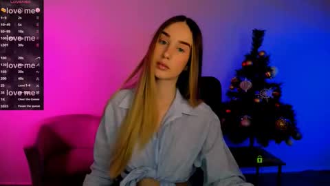 kimi_glow online show from December 2025 09:59:02 AM