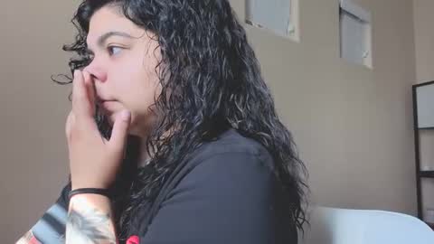 Kimmi online show from March 2025 06:19:01 PM