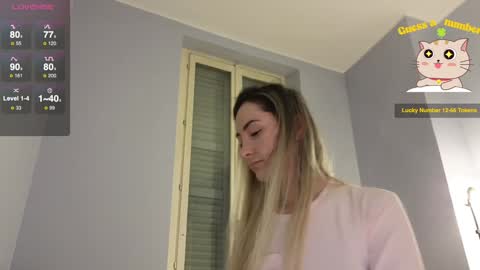 Snapshot of kimmie_ chatting on December 2024 06:35:01 AM Kimmie online show from December 2024 06:35:01 AM