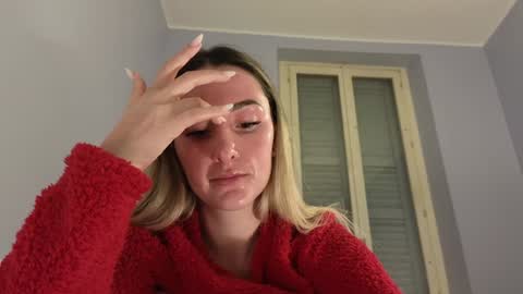 Snapshot of kimmie_ chatting on December 2024 08:26:02 PM Kimmie online show from December 2024 08:26:02 PM