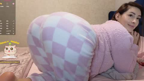 Snapshot of kimmie_ chatting on October 2025 06:49:01 PM Kimmie online show from October 2025 06:49:01 PM