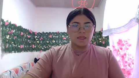 Kimmy online show from November 2025 07:57:01 PM