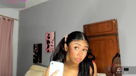 Kim online show from September 2025 07:36:01 PM