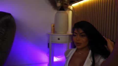 Snapshot of kimybroox chatting on September 2025 06:30:02 PM Andreea online show from September 2025 06:30:02 PM