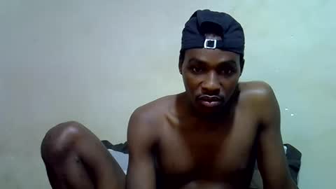 kimzsguyz online show from February 2026 07:46:01 PM