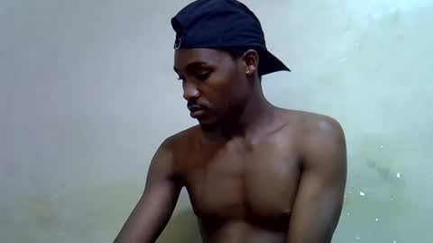 kimzsguyz online show from February 2026 08:31:02 PM