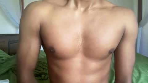 Snapshot of kinda_horny_right_now chatting on June 2026 04:54:02 AM Isaac online show from June 2026 04:54:02 AM