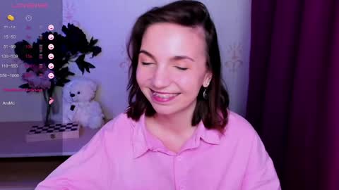 Hazel online show from April 2026 07:45:01 AM