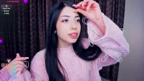 Snapshot of kindraevert chatting on November 2025 04:33:02 AM Megan online show from November 2025 04:33:02 AM