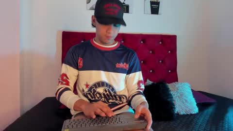 king_ares1 online show from February 2026 11:07:01 AM