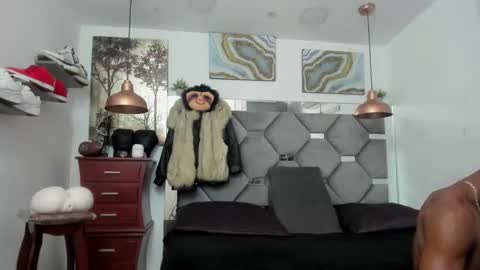 HOT MEN BLACK online show from November 2025 12:15:02 PM