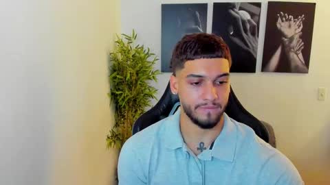 Snapshot of king_of_kings__ chatting on March 2025 02:46:02 AM king_of_kings__ online show from March 2025 02:46:02 AM