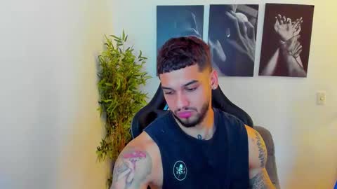 Snapshot of king_of_kings__ chatting on March 2025 06:21:02 PM king_of_kings__ online show from March 2025 06:21:02 PM