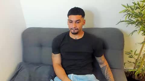 Snapshot of king_of_kings__ chatting on September 2025 02:01:01 AM king_of_kings__ online show from September 2025 02:01:01 AM