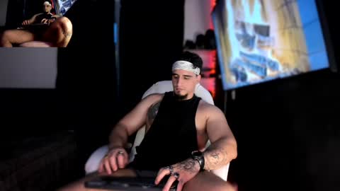 King Bear online show from January 2025 11:33:01 PM