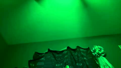 Snapshot of kingecstasyxxx chatting on November 2025 12:07:01 PM KingEcstasyXXX online show from November 2025 12:07:01 PM