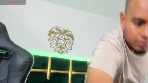 Snapshot of kingg_jay chatting on May 2026 12:10:01 PM kingg_jay online show from May 2026 12:10:01 PM