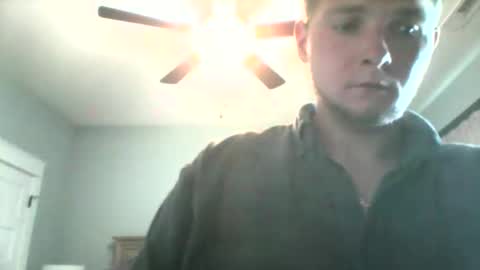 Snapshot of kingkrabz219 chatting on May 2026 12:51:02 AM King krabz online show from May 2026 12:51:02 AM