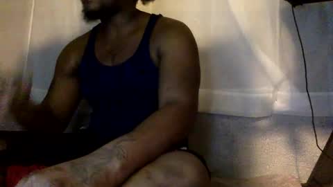 Snapshot of kinglibra420 chatting on January 2025 07:15:01 AM loyal fuck online show from January 2025 07:15:01 AM