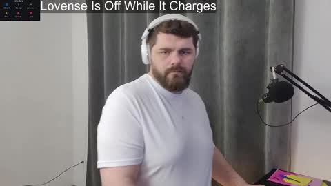 Snapshot of kingmarti chatting on December 2025 10:31:02 AM Marti online show from December 2025 10:31:02 AM