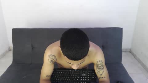 Snapshot of kings_latins chatting on June 2026 04:23:01 PM DOMINANT ALPHA KINGS online show from June 2026 04:23:01 PM