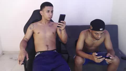 Snapshot of kings_latins chatting on June 2026 04:27:01 AM DOMINANT ALPHA KINGS online show from June 2026 04:27:01 AM