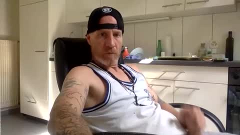 kingsize online show from October 2025 10:10:02 AM