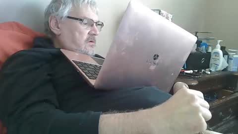 Snapshot of kingtongue10 chatting on January 2025 07:24:01 PM kingtongue10 online show from January 2025 07:24:01 PM