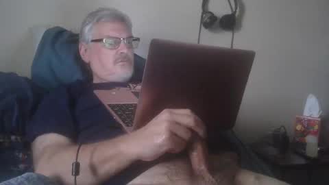 Snapshot of kingtongue10 chatting on February 2026 10:05:02 PM kingtongue10 online show from February 2026 10:05:02 PM