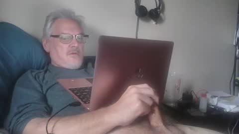 Snapshot of kingtongue10 chatting on March 2026 06:45:02 PM kingtongue10 online show from March 2026 06:45:02 PM