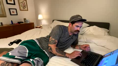 kingxhelm online show from June 2026 08:12:02 PM