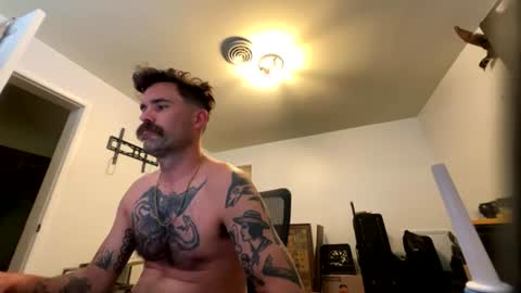 kingxhelm online show from June 2026 09:28:02 PM