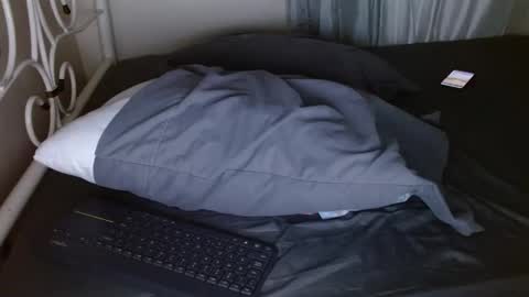 Snapshot of kingxlove23 chatting on October 2025 03:38:01 AM Jason ONLINE 1230 am - 330am GMT-4 online show from October 2025 03:38:01 AM