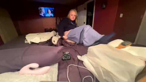 kinkikittiekat online show from May 2026 04:20:02 AM