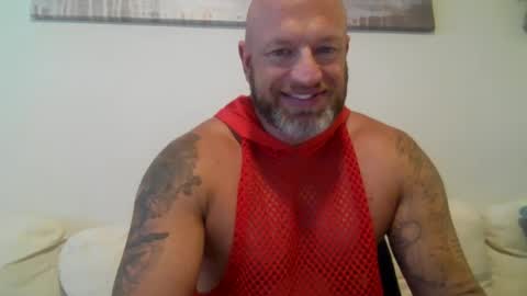 Snapshot of kinksub4use chatting on October 2025 09:56:01 PM Kink Sub online show from October 2025 09:56:01 PM