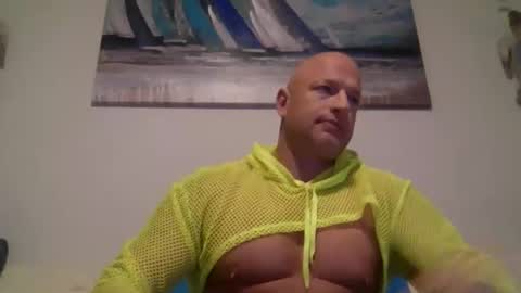 Snapshot of kinksub4use chatting on October 2025 11:50:01 PM Kink Sub online show from October 2025 11:50:01 PM