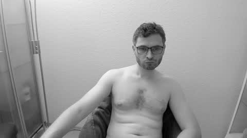 Snapshot of kinksubbydubby chatting on September 2025 11:37:02 PM kinksubbydubby online show from September 2025 11:37:02 PM