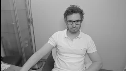 Snapshot of kinksubbydubby chatting on October 2025 06:21:01 PM kinksubbydubby online show from October 2025 06:21:01 PM