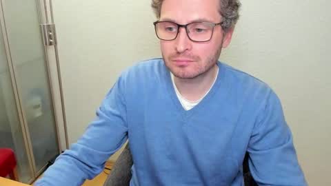 Snapshot of kinksubbydubby chatting on November 2025 09:15:01 PM kinksubbydubby online show from November 2025 09:15:01 PM