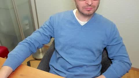 Snapshot of kinksubbydubby chatting on December 2025 09:02:01 PM kinksubbydubby online show from December 2025 09:02:01 PM